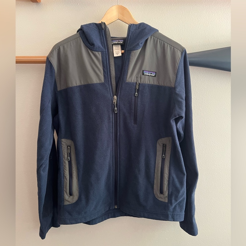 Patagonia Blue and Gray Hooded Fleece